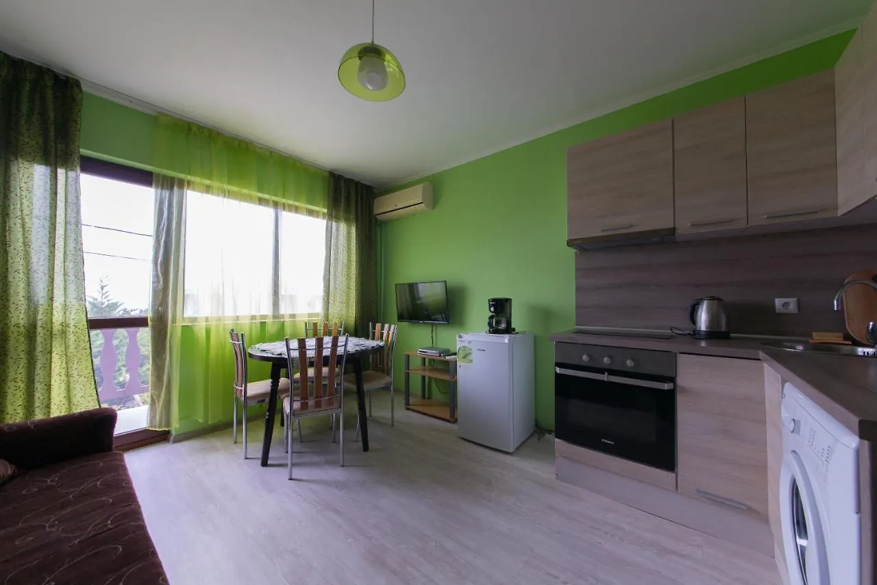 Guest House By The Captain Varna 0*,